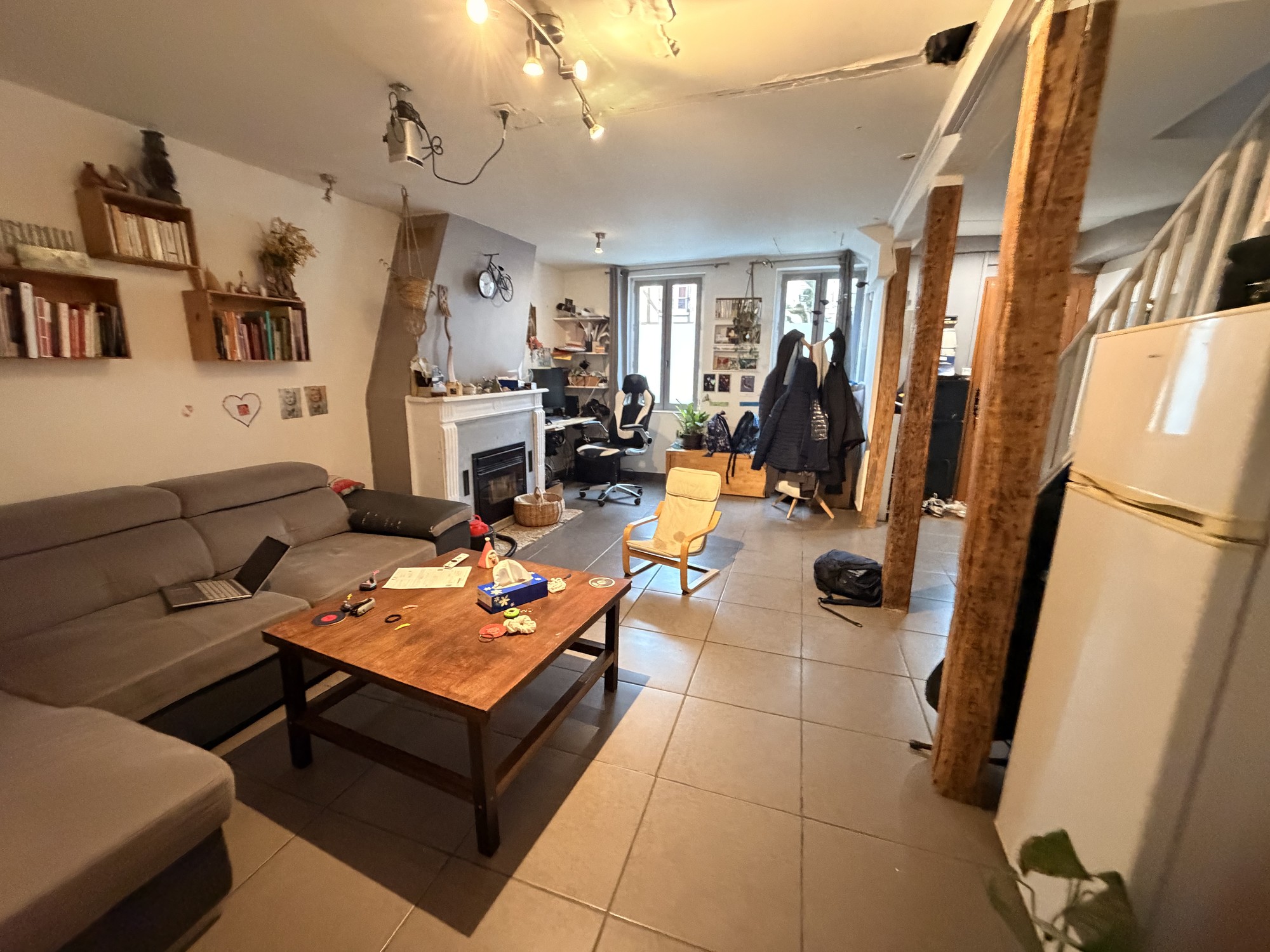 Séjour existant avant le projet de rénovation intérieure d'une maison familiale à Provins